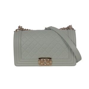 ❤️CHANEL Medium Quilted Boy Shoulder Bag in Light Sage with Gold Hardware Leathe